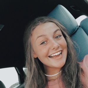 Meet your Posher, Hailey